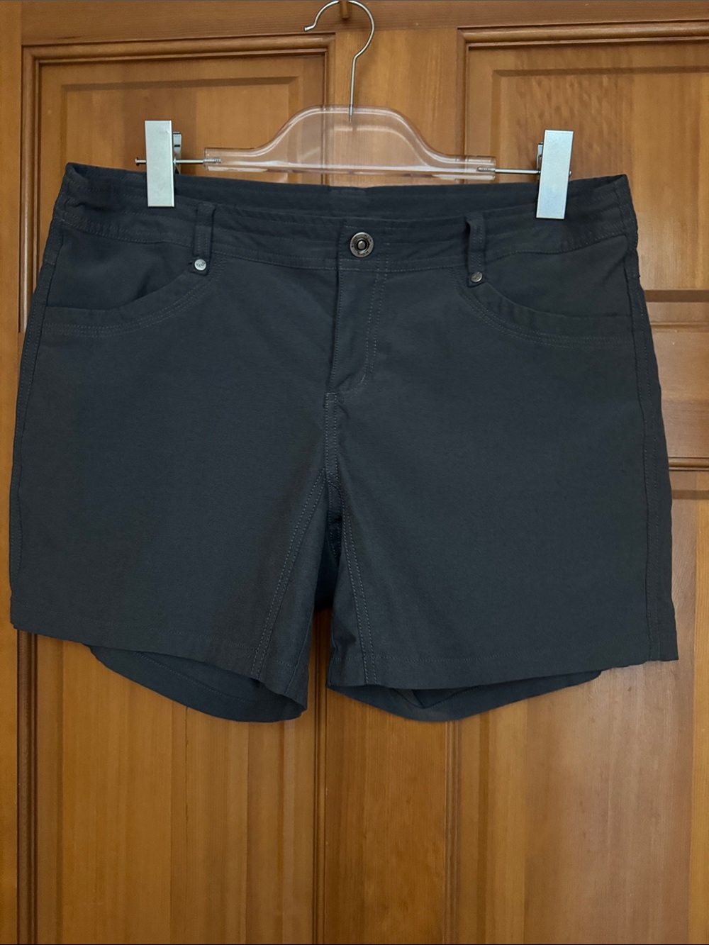 Kühl Women’s Stretch grey shorts size 10